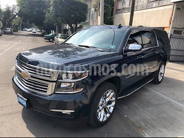 Foto venta Auto Seminuevo Chevrolet Suburban Premier Piel 4x4 (2018) color Azul Marino precio $1,100,000