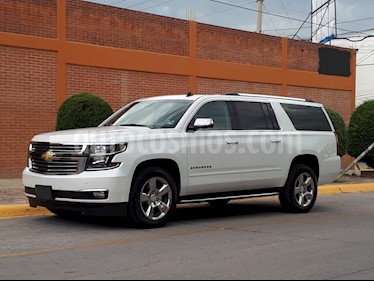Foto venta Auto Seminuevo Chevrolet Suburban Premier Piel 4x4 (2018) color Blanco precio $899,000