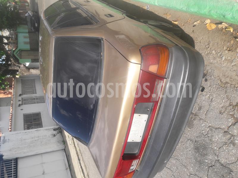 foto Chevrolet Swift DLX L4 1.6 usado (1994) color Bronce precio u$s1.200