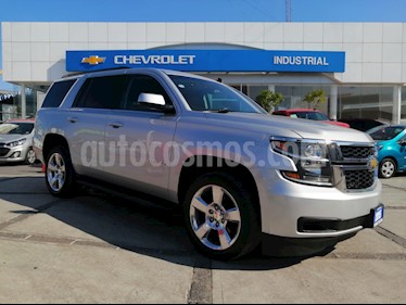 Chevrolet Tahoe LT Piel Cubo usado (2015) color Plata Brillante precio $520,000
