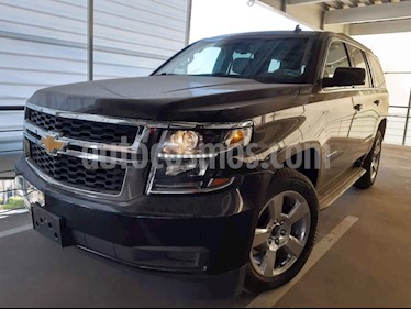 Chevrolet Tahoe 5p LT V8/5.3 Aut 2da/cubo usado (2016) color Negro precio $630,000