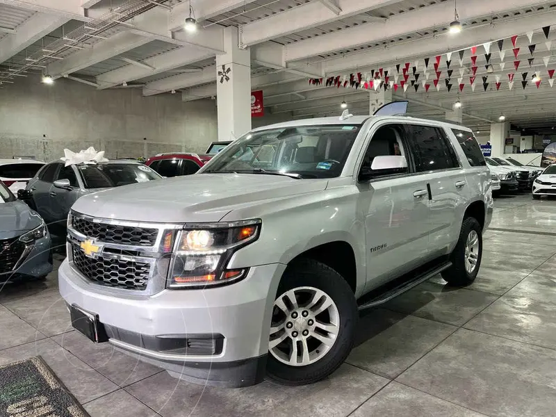 Foto Chevrolet Tahoe LS Tela usado (2020) color Gris financiado en mensualidades(enganche $182,548 mensualidades desde $13,965)