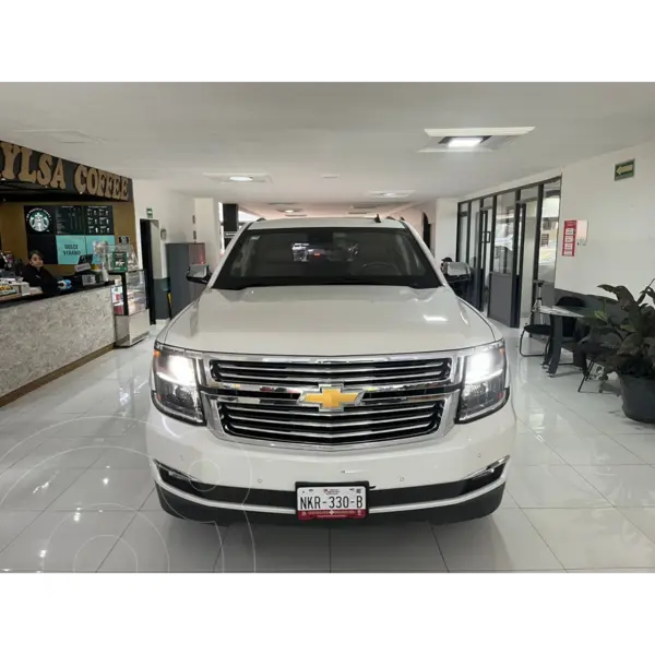 Foto Chevrolet Tahoe LT Piel Banca usado (2016) color Blanco precio $570,000