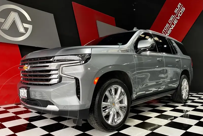 Foto Chevrolet Tahoe High Country usado (2024) color Gris Tormenta precio $1,740,000