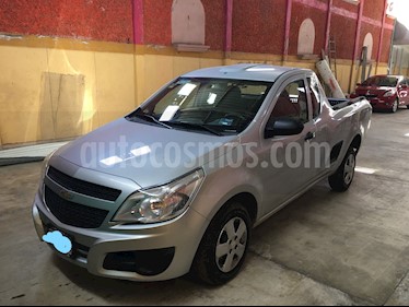 Chevrolet Tornado LS Ac usado (2016) color Gris precio $175,000