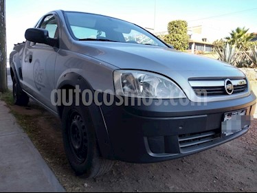 Foto Chevrolet Tornado LT usado (2010) color Plata Polaris precio $107,000