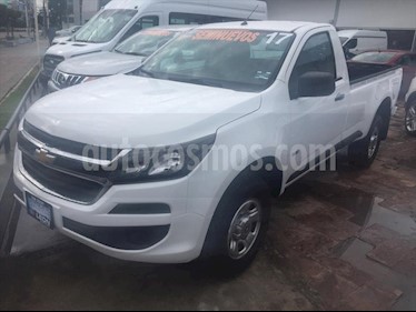 Chevrolet Tornado LS Ac usado (2017) color Blanco precio $245,000