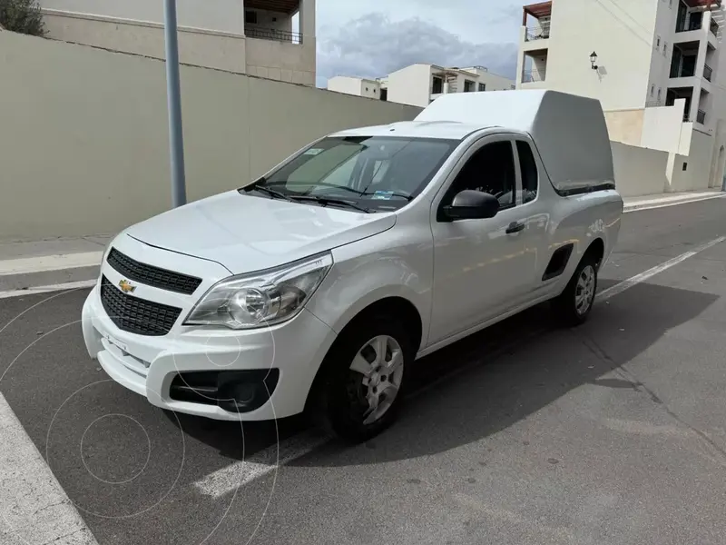 Foto Chevrolet Tornado LT usado (2020) color Blanco financiado en mensualidades(enganche $53,568 mensualidades desde $5,584)