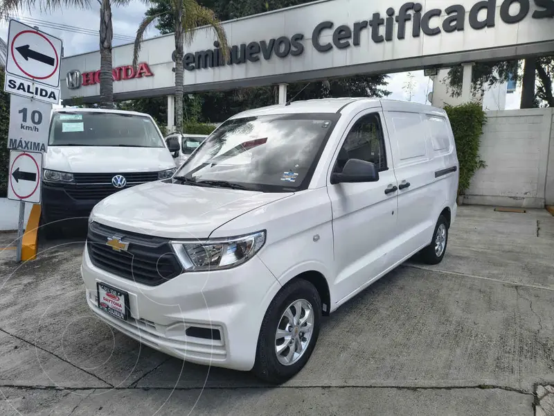 Foto Chevrolet Tornado LS usado (2023) color Blanco precio $238,000
