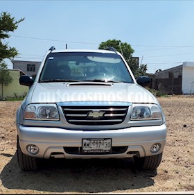 Foto venta Auto usado Chevrolet Tracker 2.0L 4x2 C (2007) color Plata Polaris precio $105,000