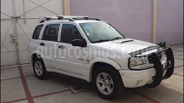 Foto venta Auto Seminuevo Chevrolet Tracker 2.0L 4x2 C (2005) color Blanco precio $75,000