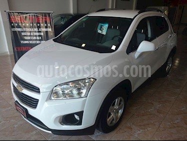 foto Chevrolet Tracker LTZ 4x2 usado (2015) color Gris Claro precio $755.000