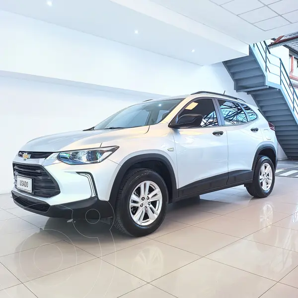 Foto Chevrolet Tracker 1.2 Turbo usado (2023) color Plata Switchblade precio $25.000.000