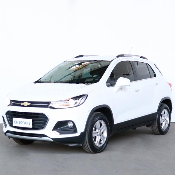 foto Chevrolet Tracker LTZ 4x2 usado (2017) color Blanco Summit precio $1.250.000