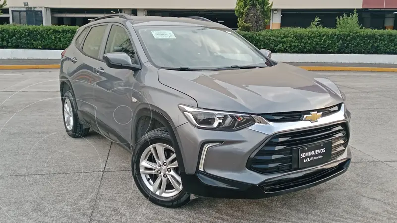 Foto Chevrolet Tracker LS Aut usado (2023) color Gris financiado en mensualidades(enganche $63,361 mensualidades desde $7,291)