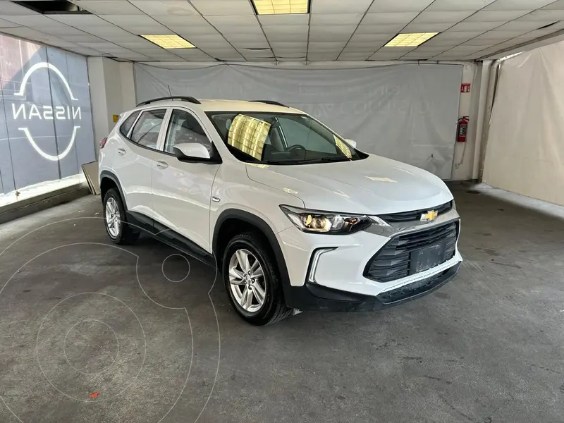 Foto Chevrolet Tracker LS Aut usado (2023) color Blanco precio $289,800