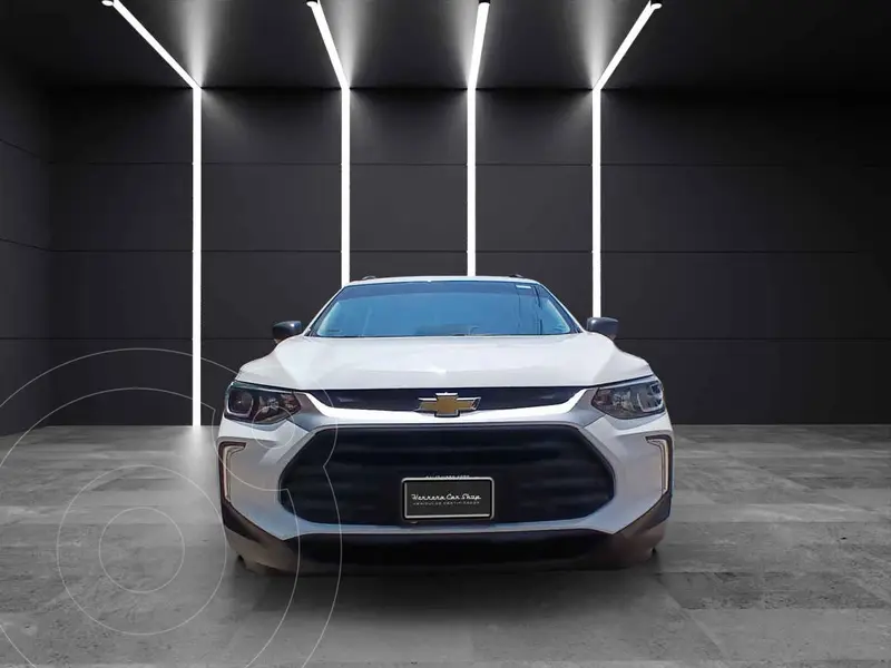Foto Chevrolet Tracker LS usado (2021) color Blanco precio $285,000