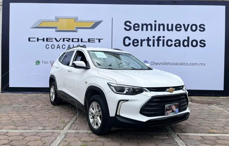 Foto Chevrolet Tracker LS Aut usado (2023) color Blanco financiado en mensualidades(enganche $102,720 mensualidades desde $6,844)
