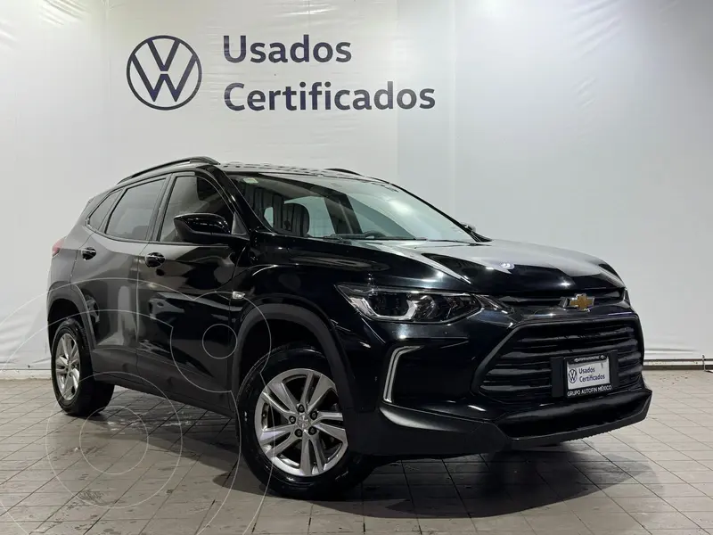 Foto Chevrolet Tracker LS Aut usado (2023) color Negro financiado en mensualidades(enganche $84,202 mensualidades desde $7,677)