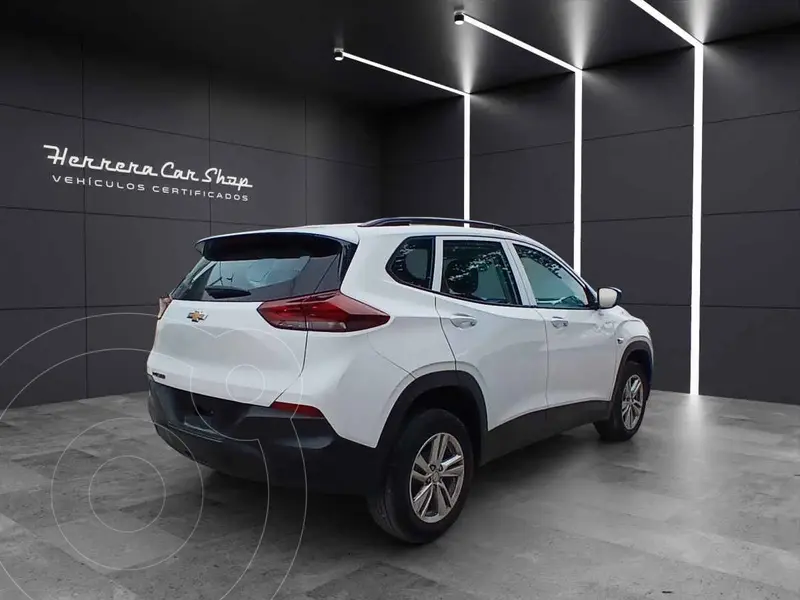 chevrolet tracker