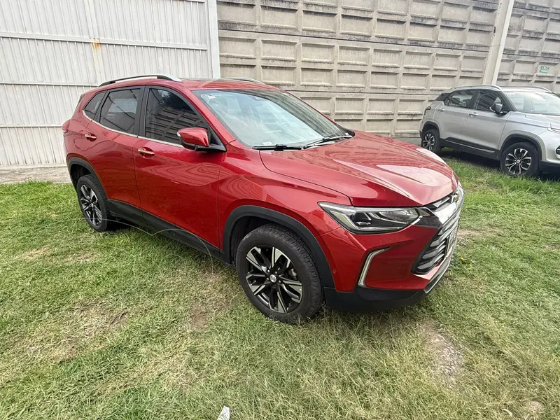 Foto Chevrolet Tracker Premier Aut usado (2023) color Rojo Cobrizo financiado en mensualidades(enganche $107,800 mensualidades desde $8,736)