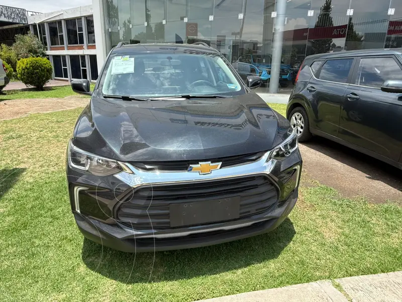 Foto Chevrolet Tracker LS Aut usado (2023) color Rojo financiado en mensualidades(enganche $99,400 mensualidades desde $8,056)