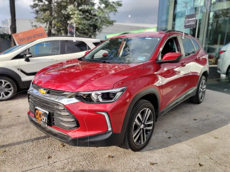 Foto Chevrolet Tracker LS usado (2023) color Rojo financiado en mensualidades(enganche $97,555 mensualidades desde $7,460)