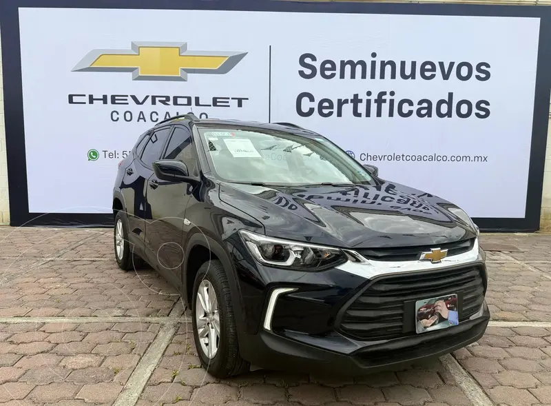 Foto Chevrolet Tracker LS Aut usado (2023) color Azul Oscuro financiado en mensualidades(enganche $101,115 mensualidades desde $6,737)