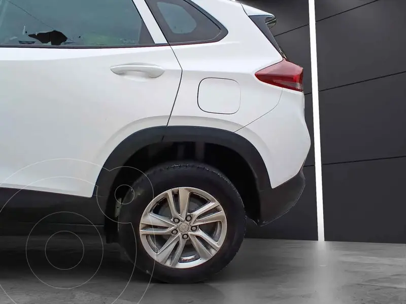 chevrolet tracker