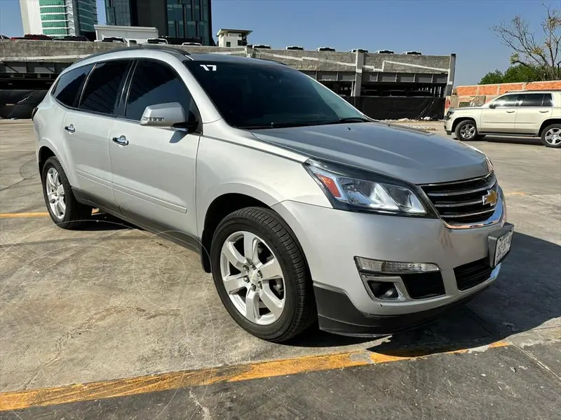 Foto Chevrolet Traverse LT Piel usado (2017) color Plata precio $398,000