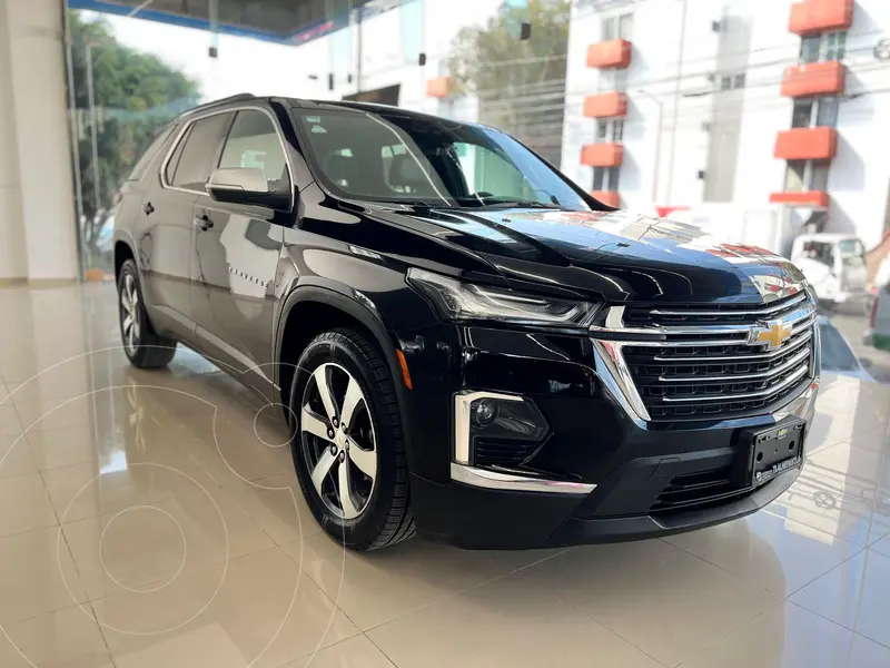 Foto Chevrolet Traverse LT 7 Pasajeros usado (2022) color Negro financiado en mensualidades(enganche $191,316 mensualidades desde $12,747)