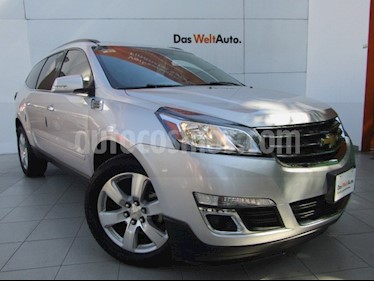 Chevrolet Traverse Paq B usado (2017) color Plata precio $385,000