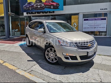 Chevrolet Traverse Paq B usado (2013) color Dorado precio $210,000