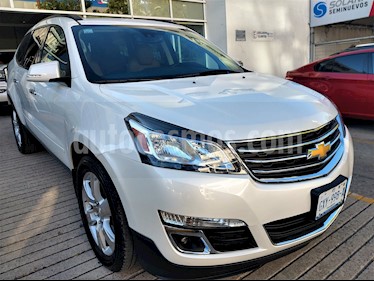Foto venta Auto usado Chevrolet Traverse Paq B (2017) color Blanco precio $465,000
