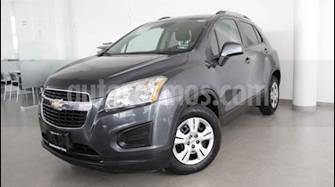Foto venta Auto usado Chevrolet Trax LS (2015) color Gris precio $184,000