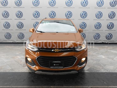 Foto Chevrolet Trax LTZ usado (2017) color Naranja Metalico precio $279,000