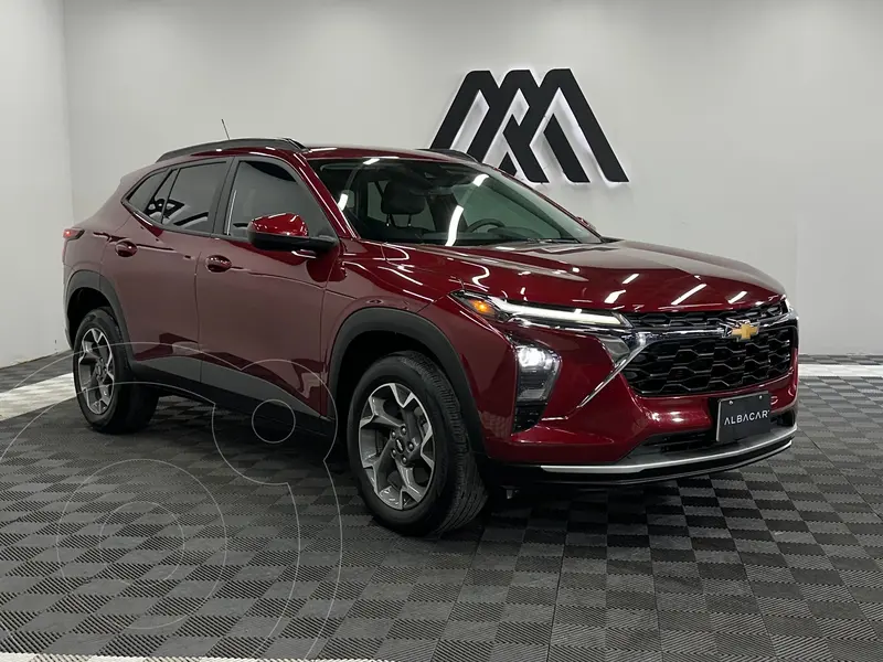 Foto Chevrolet Trax LT usado (2024) color Rojo precio $397,999