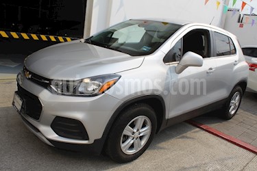 foto Chevrolet Trax LT usado (2017) color Plata Brillante precio $225,000