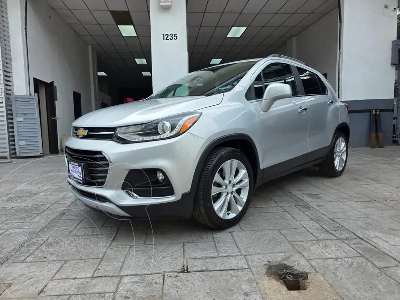 Foto Chevrolet Trax Premier Aut usado (2018) color Plata precio $229,000