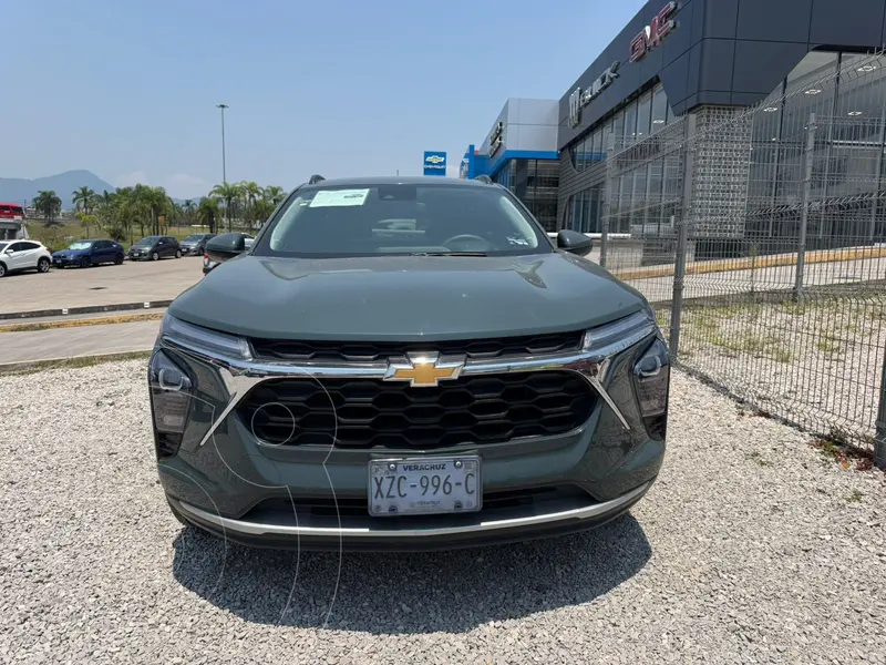 Foto Chevrolet Trax LT usado (2025) color azul petrleo precio $420,000