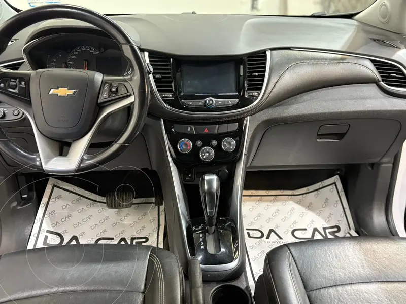 Foto Chevrolet Trax Premier Aut usado (2020) color Blanco precio $275,000