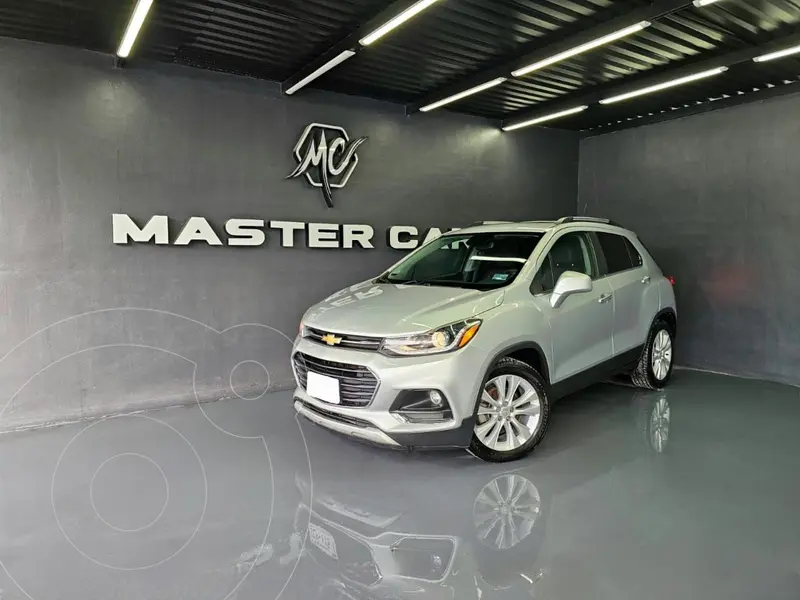 Foto Chevrolet Trax Premier Aut usado (2020) color plateado precio $279,000