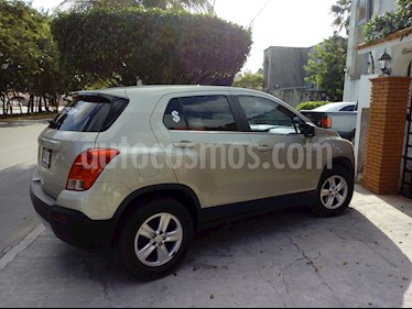 Chevrolet Trax LT usado (2014) color Champagne precio $182,000