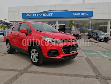 Chevrolet Trax LS usado (2018) color Rojo Victoria precio $229,000