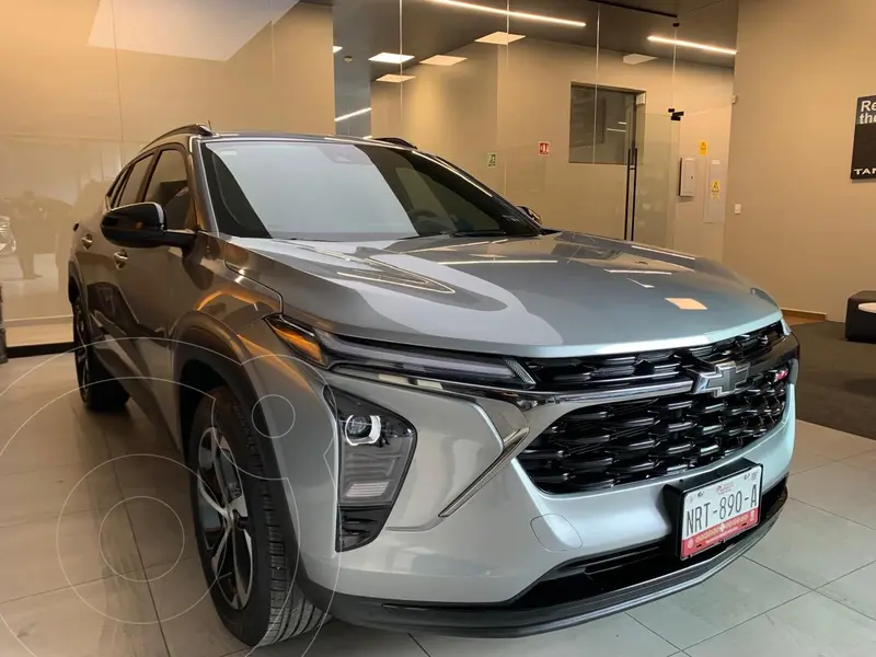 Foto Chevrolet Trax RS usado (2025) color Gris financiado en mensualidades(enganche $196,460 mensualidades desde $8,266)