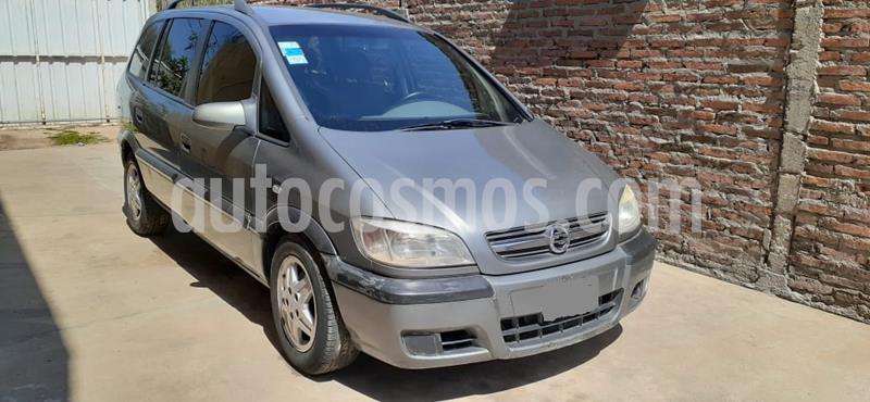 foto Chevrolet Zafira GL usado (2004) color Gris precio $450.000