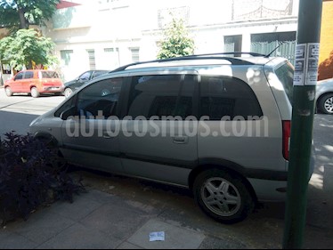 Foto Chevrolet Zafira GLS usado (2003) color Gris Plata precio $180.000