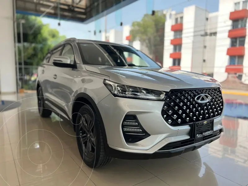 Foto Chirey Tiggo 7 Pro Comfort usado (2023) color plateado precio $317,999
