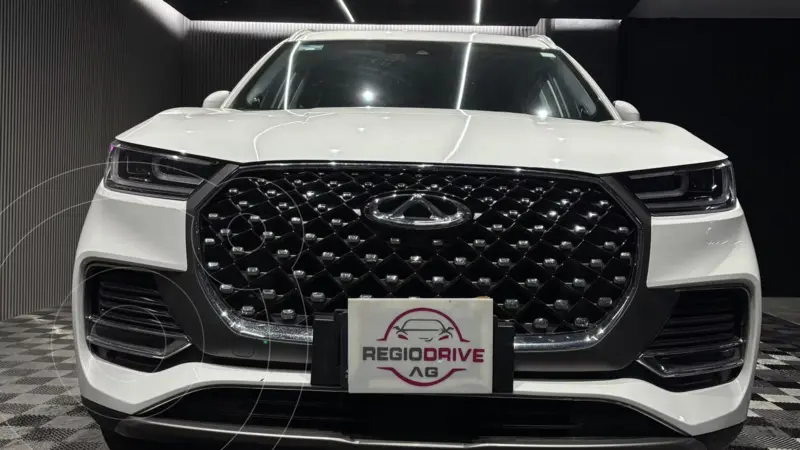 Foto Chirey Tiggo 8 Pro 1.6T Luxury usado (2023) color Blanco Perla precio $499,900