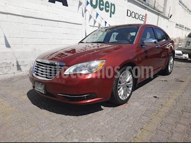Chrysler 200 4P LIMITED 2.4L TA CD DVD GPS PIEL RA-18 usado (2012) color Rojo precio $170,000